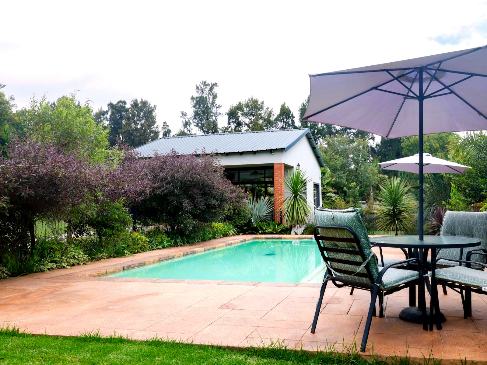 139 On Pitzer Suites gallery