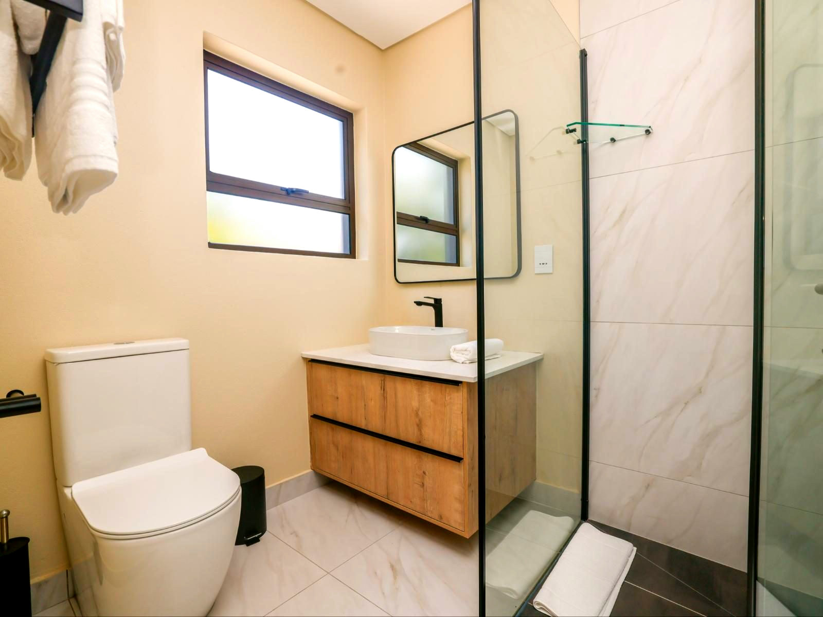 Comfort Suites - 1
