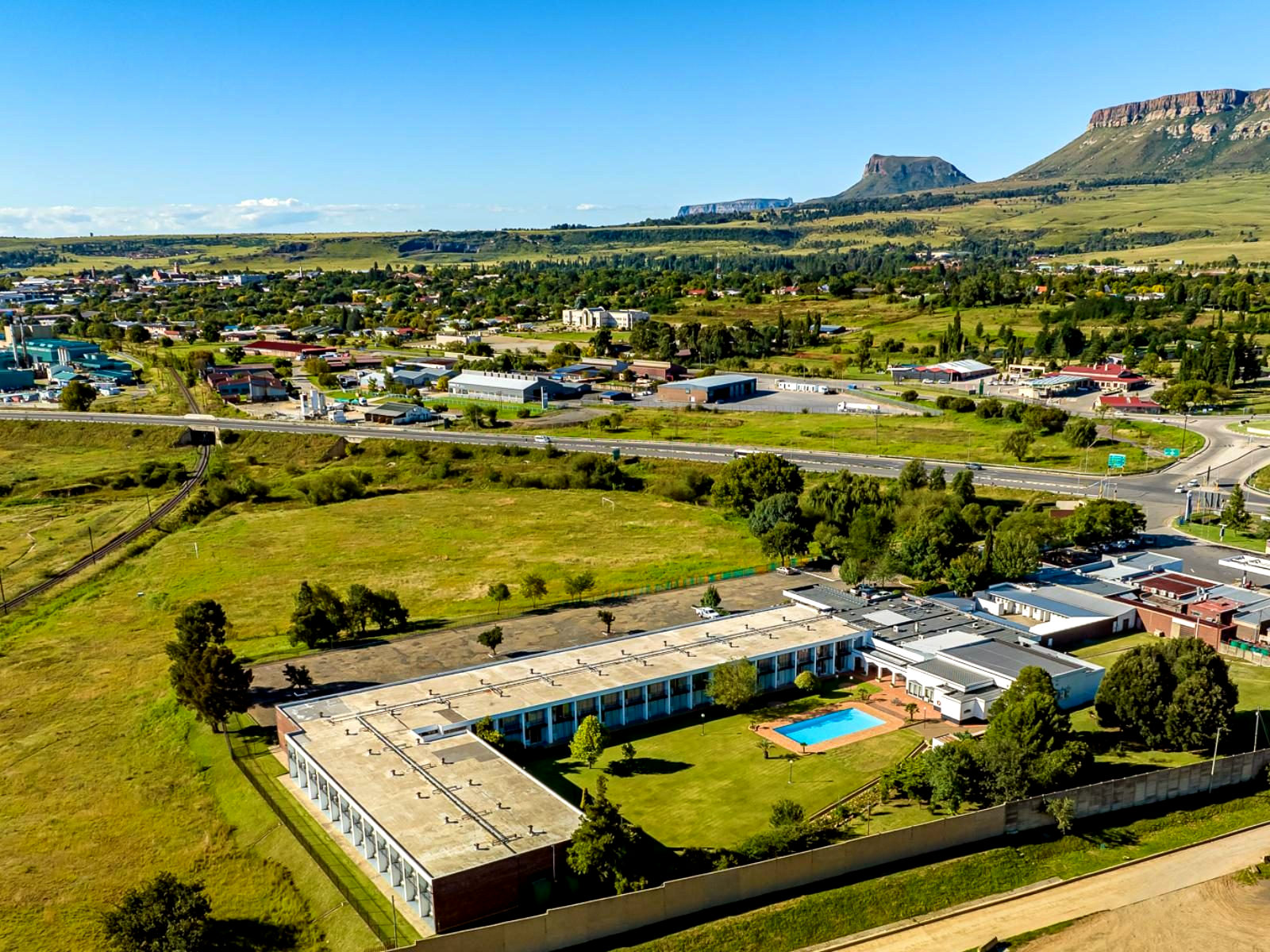 African Sky Hotels and Resorts - Harrismith Inn gallery