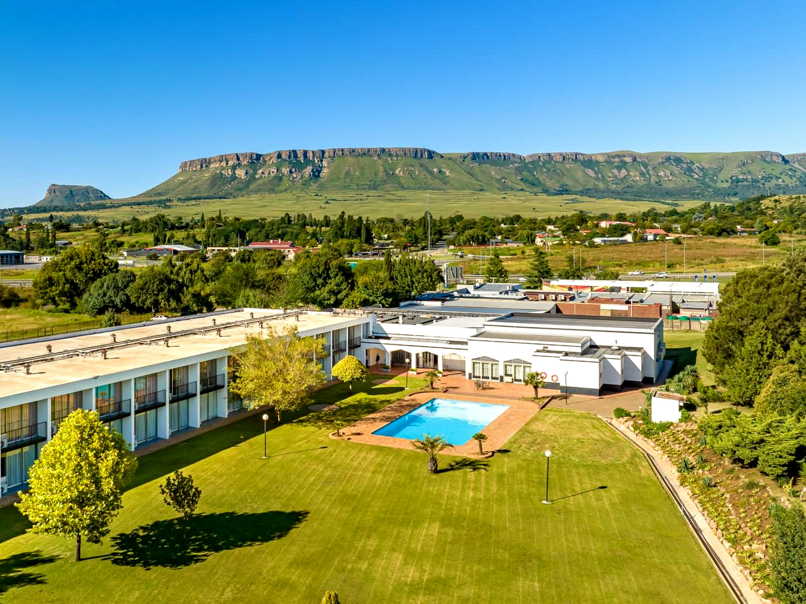 African Sky Hotels and Resorts - Harrismith Inn