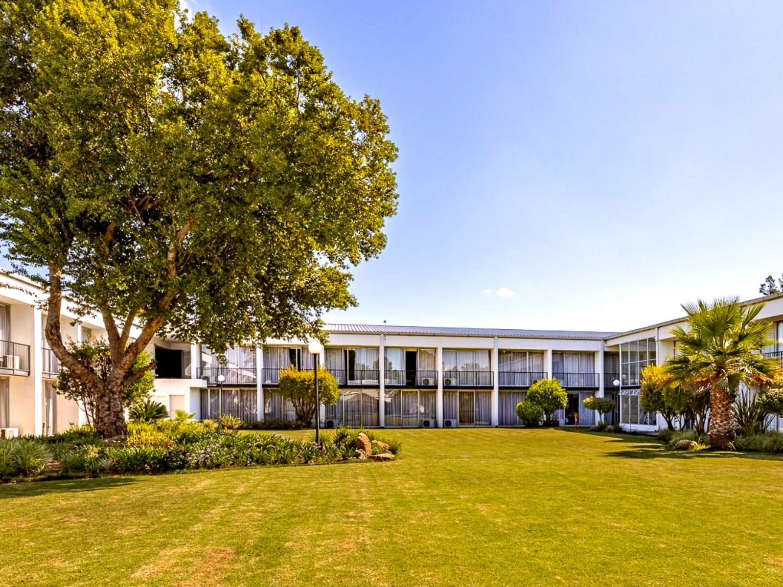 African Sky Hotels - Newcastle Inn gallery