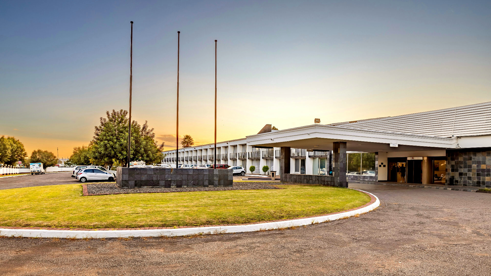 African Sky Hotels - Newcastle Inn gallery