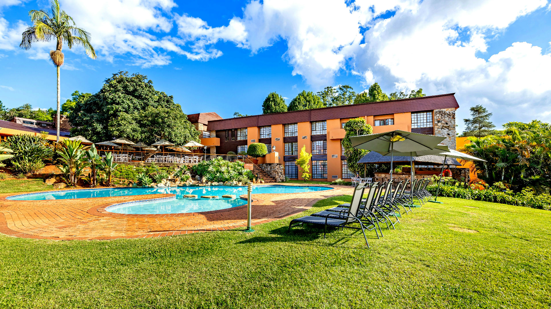 African Sky Hotels - Pine Lake Inn gallery