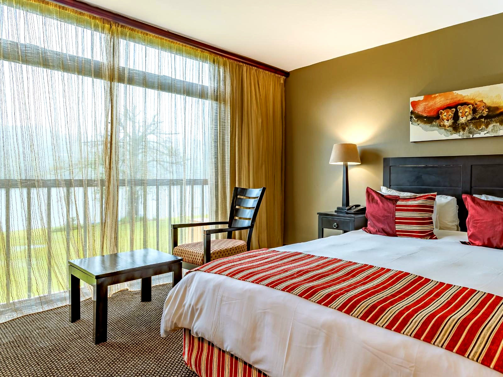 King Leisure Room with Lake View - 1