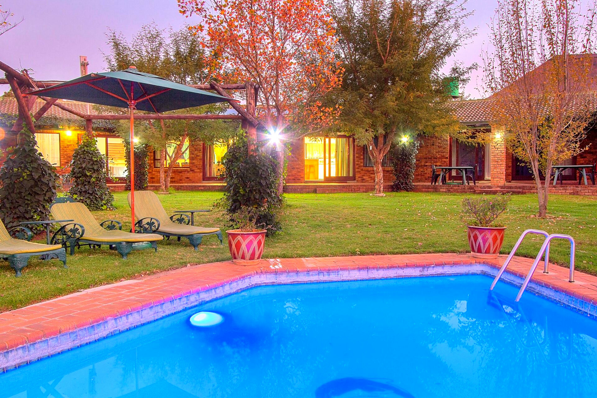 Airport Bird & Game Lodge gallery