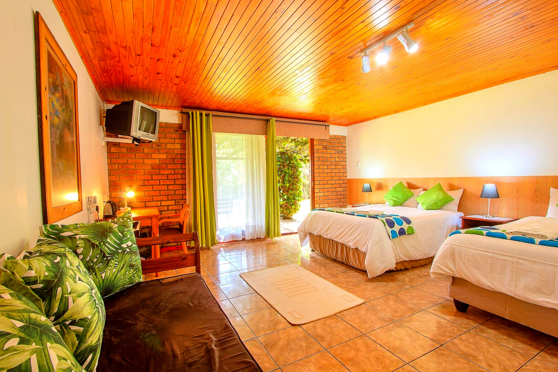 Airport Bird & Game Lodge gallery