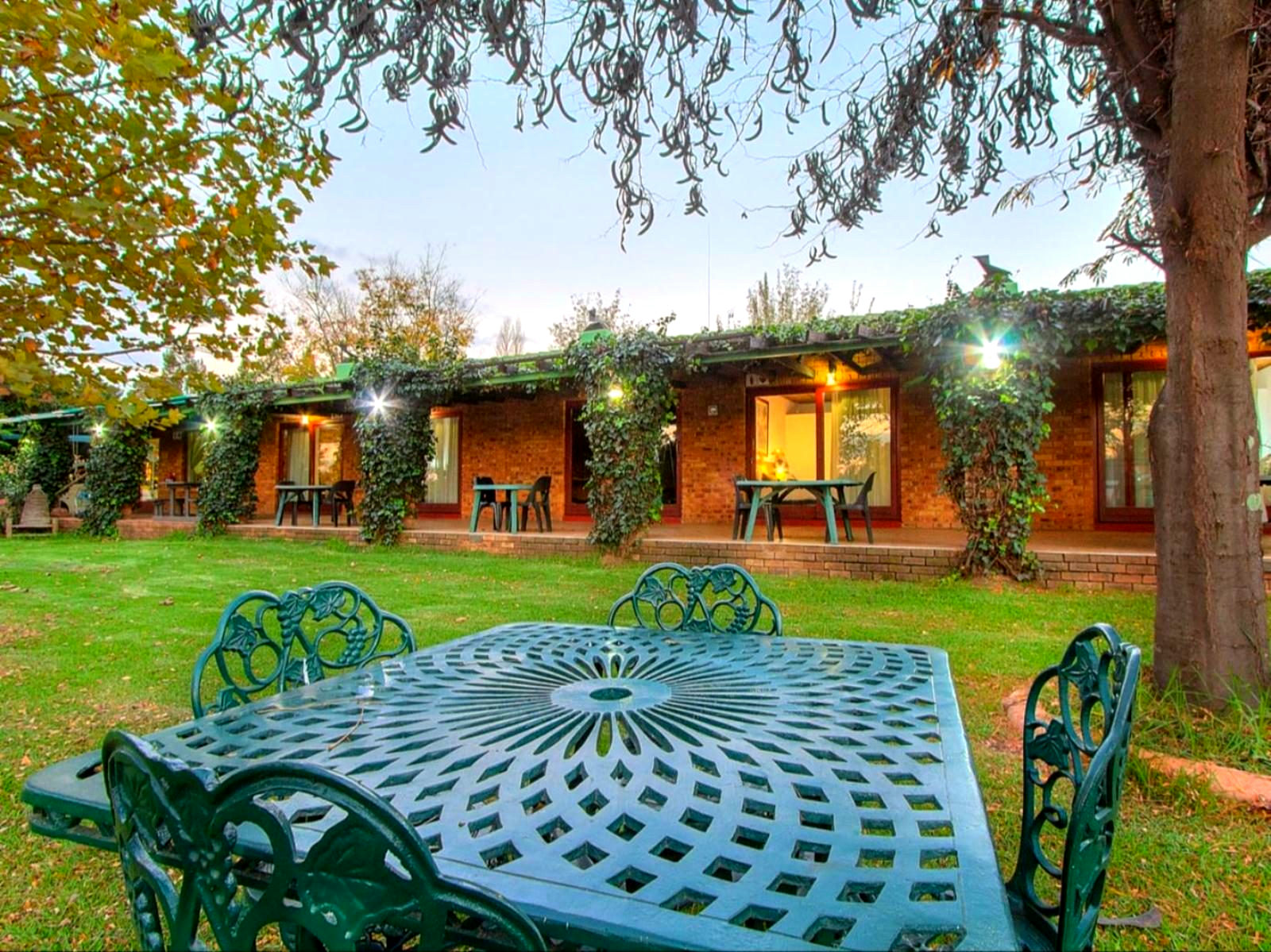 Airport Bird & Game Lodge