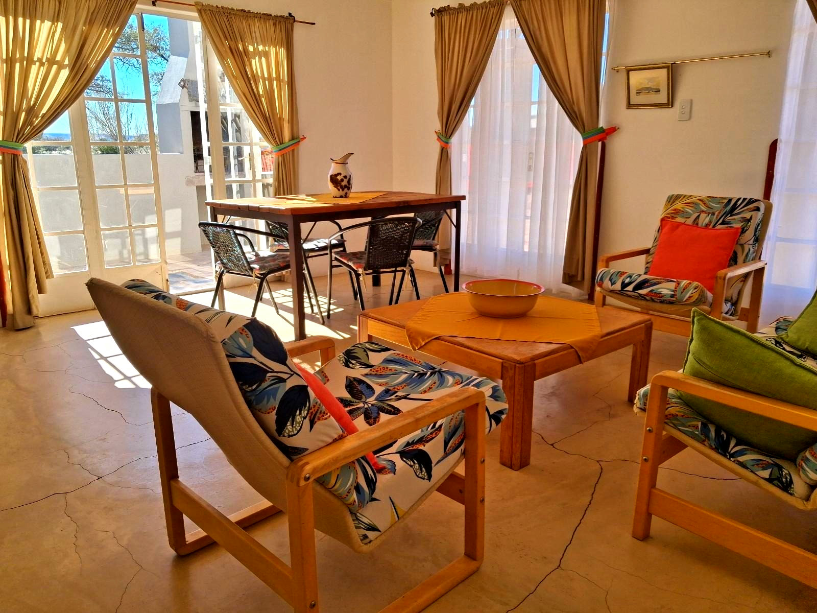 Family Room (SC) - 1