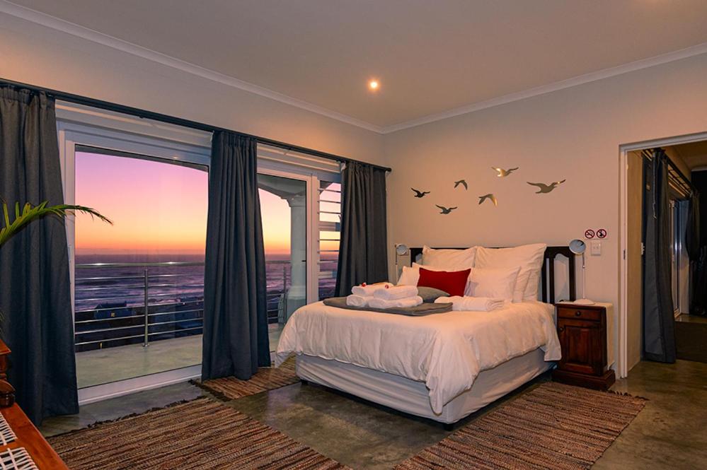 Entire Penthouse - 1