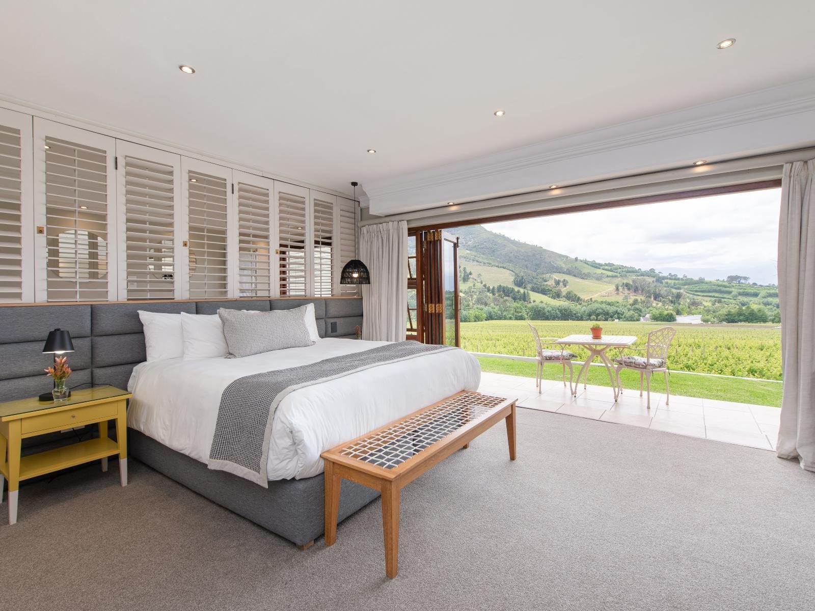 Deluxe King Room - 1