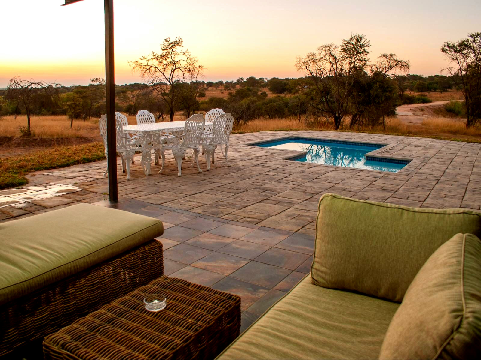 Luxury Holiday Home with Pool - 1
