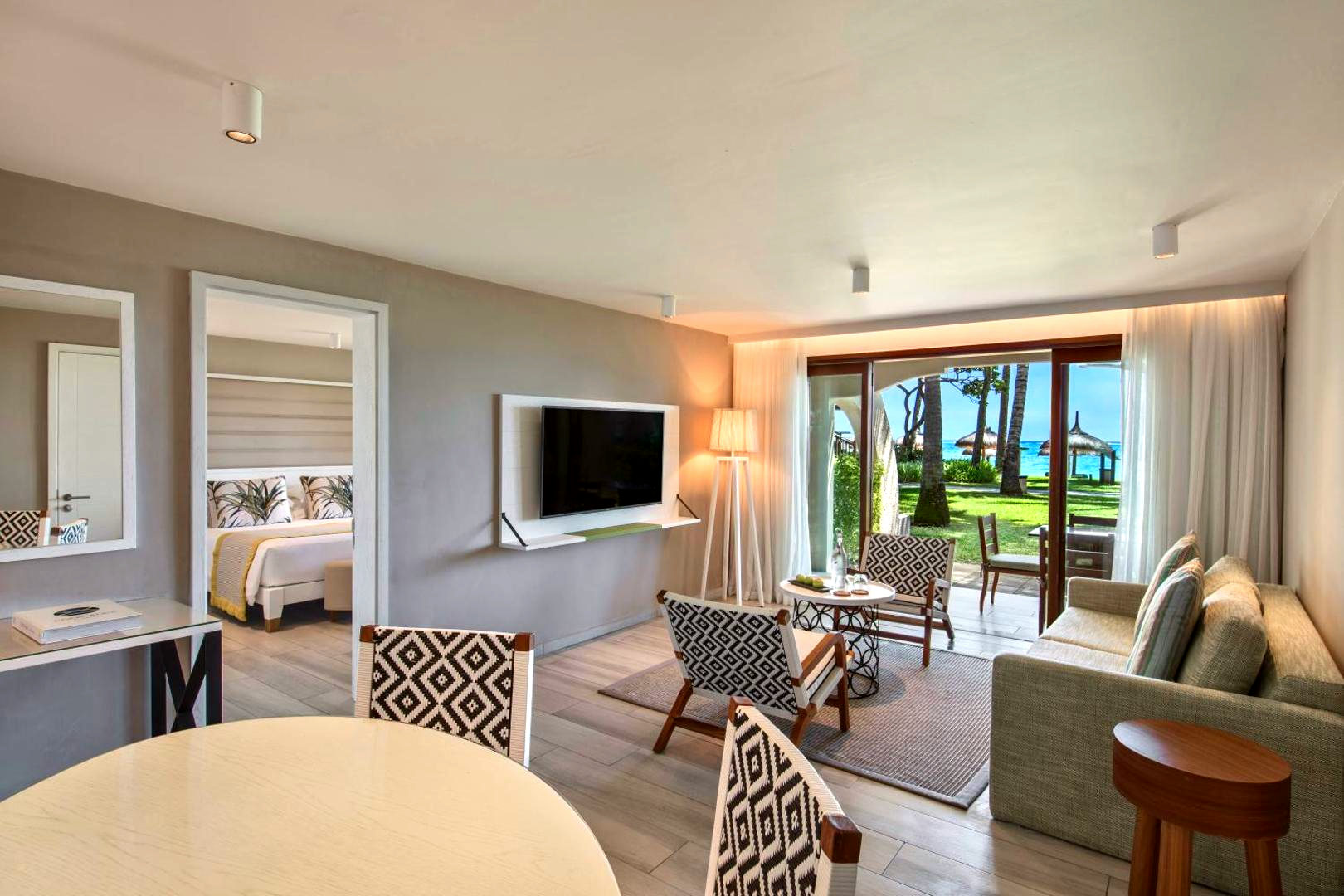 Deluxe Suite Sea View - 1