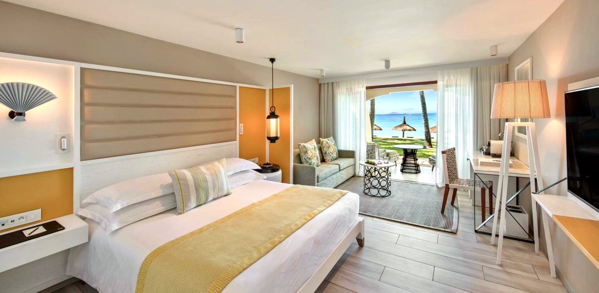 Prestige Beachfront Room - 1