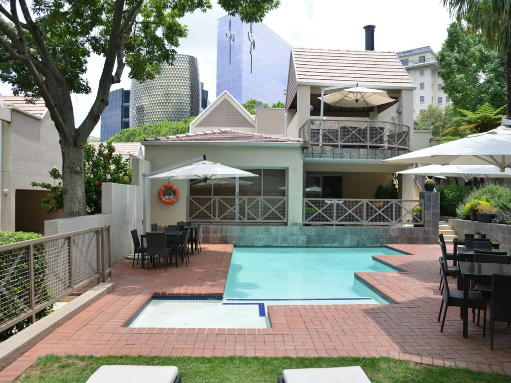 Courtyard Hotel Sandton