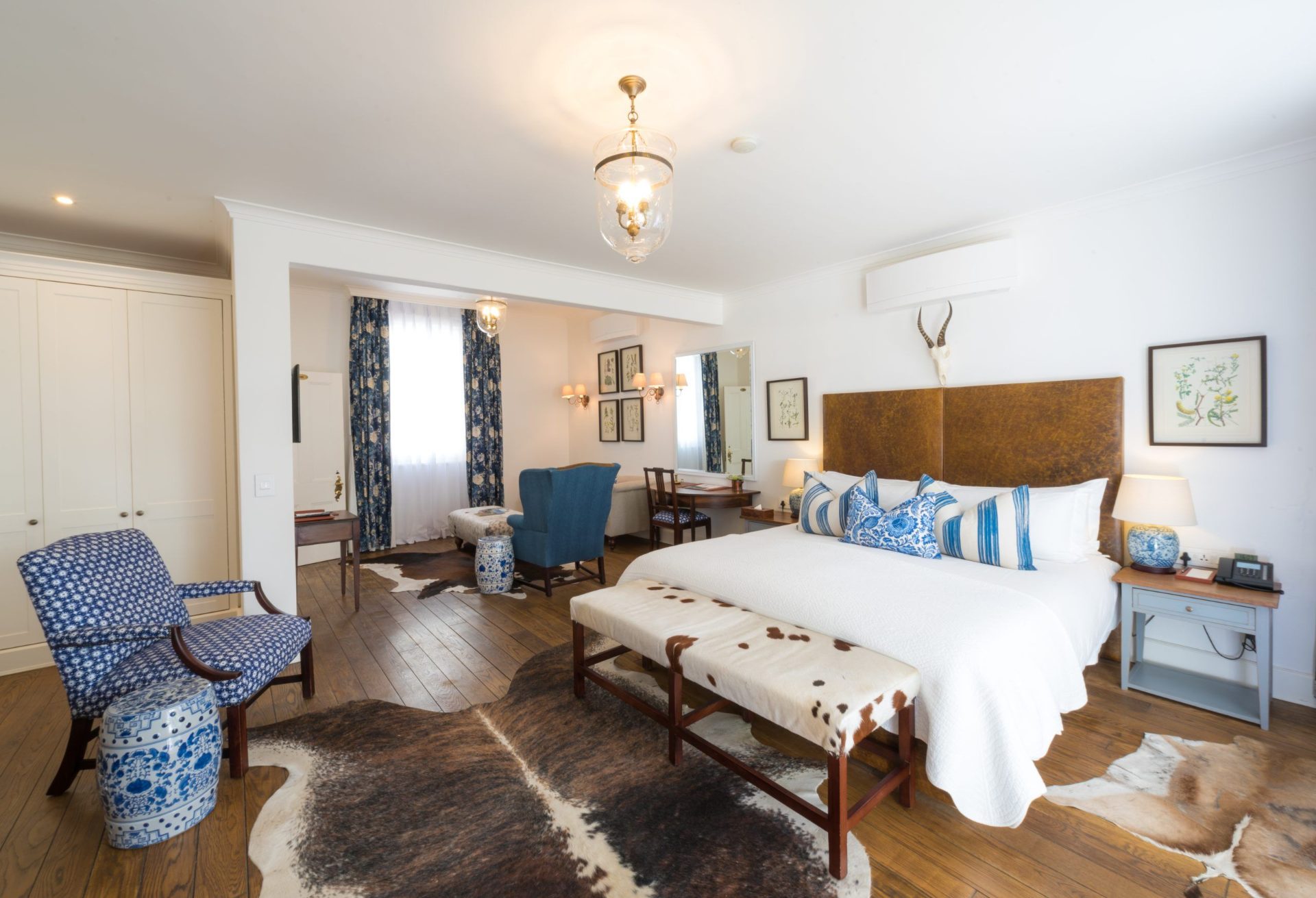 Suites - 1