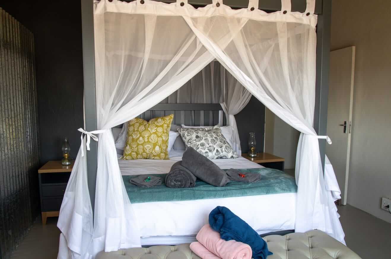 8 Sleeper House - 1