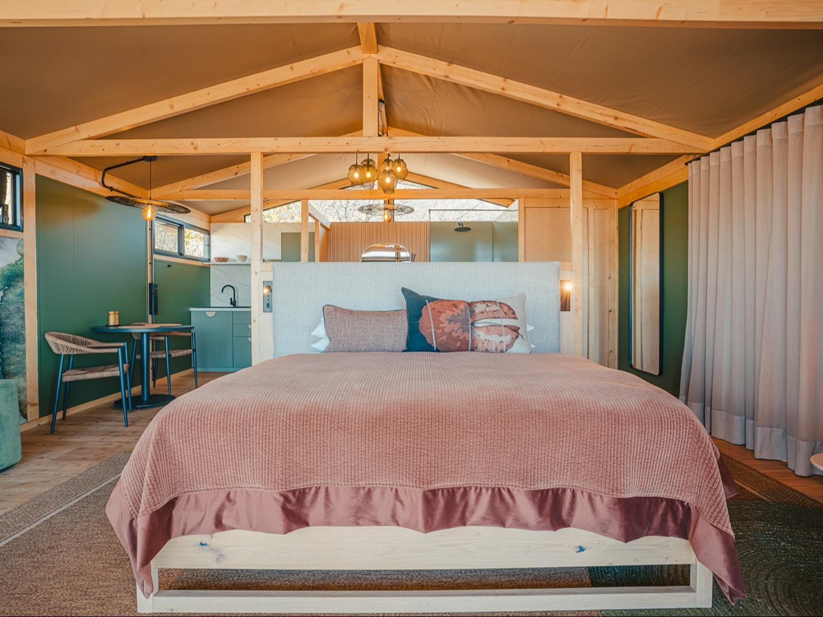 Luxury Selfcatering Chalet - 1