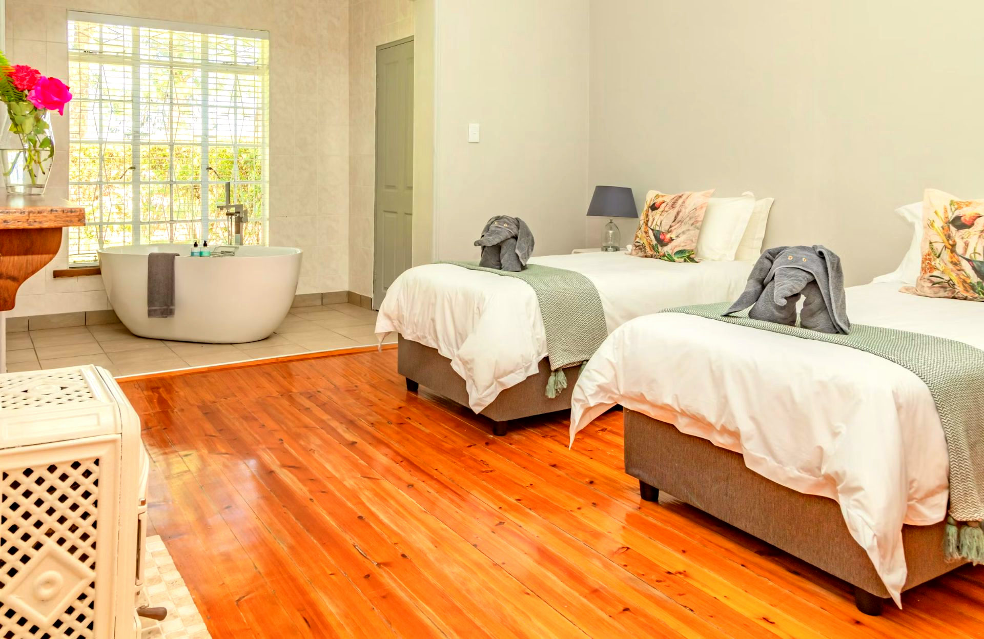 Twin Room - 1