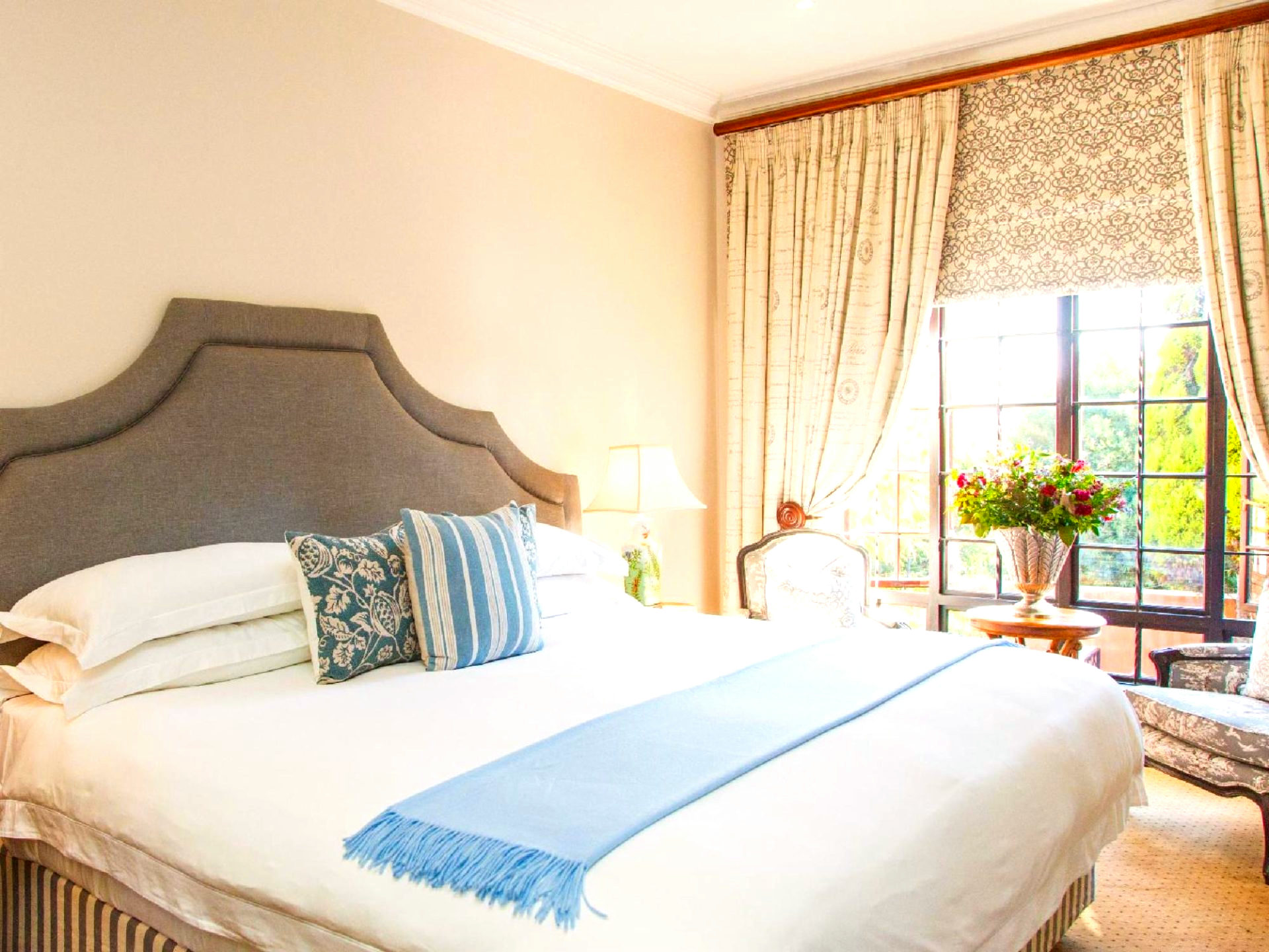 Deluxe Suite - 1
