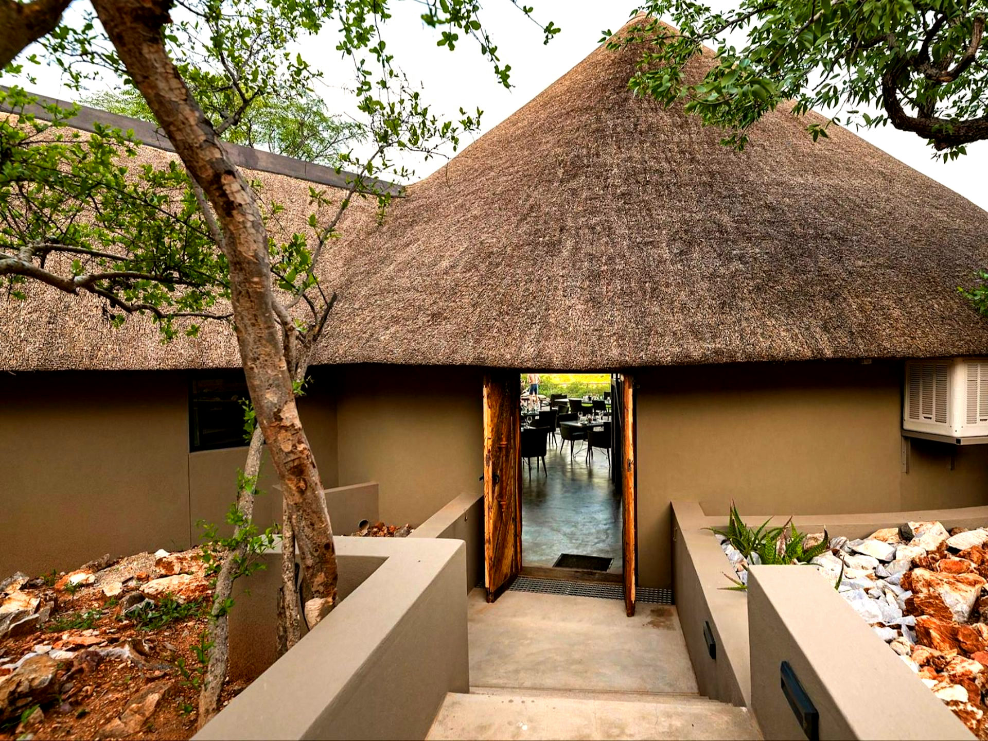 Kifaru Luxury Lodge gallery
