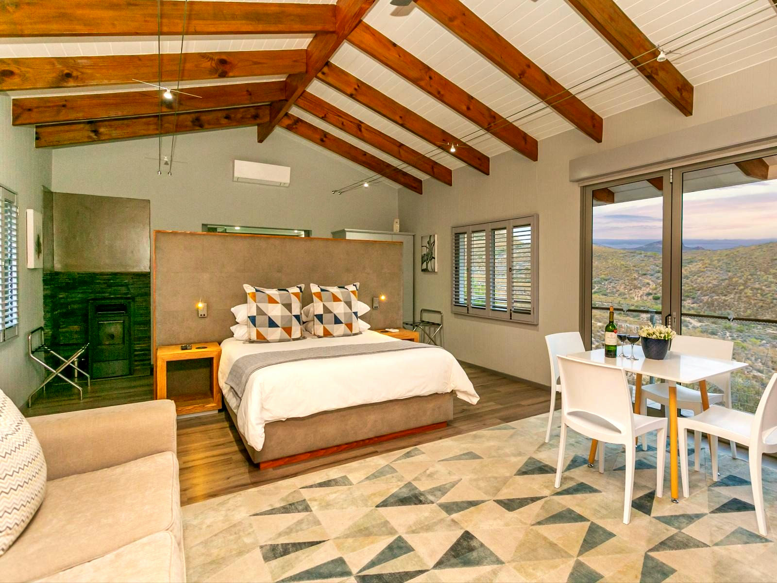 Luxury Cabin 4 - 1