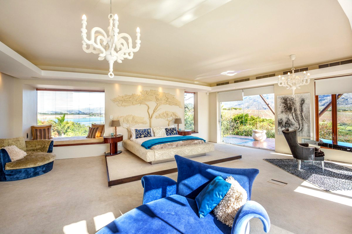 Deluxe Villa - 1