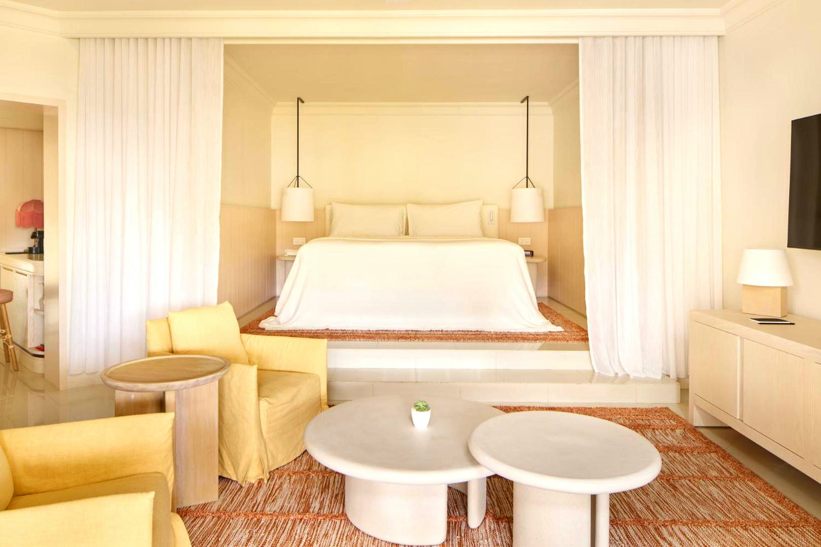 LUX* Suite - 1