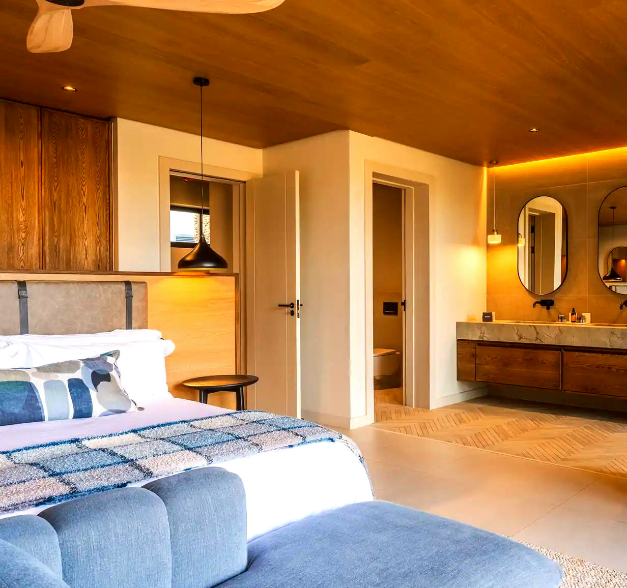 Hiddn Four Bedroom Mountain Villa - 1