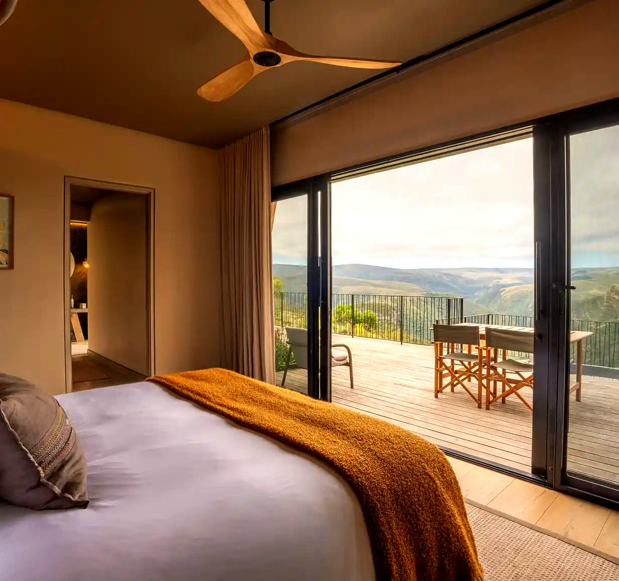 Panoramic Mountain Suite - 1