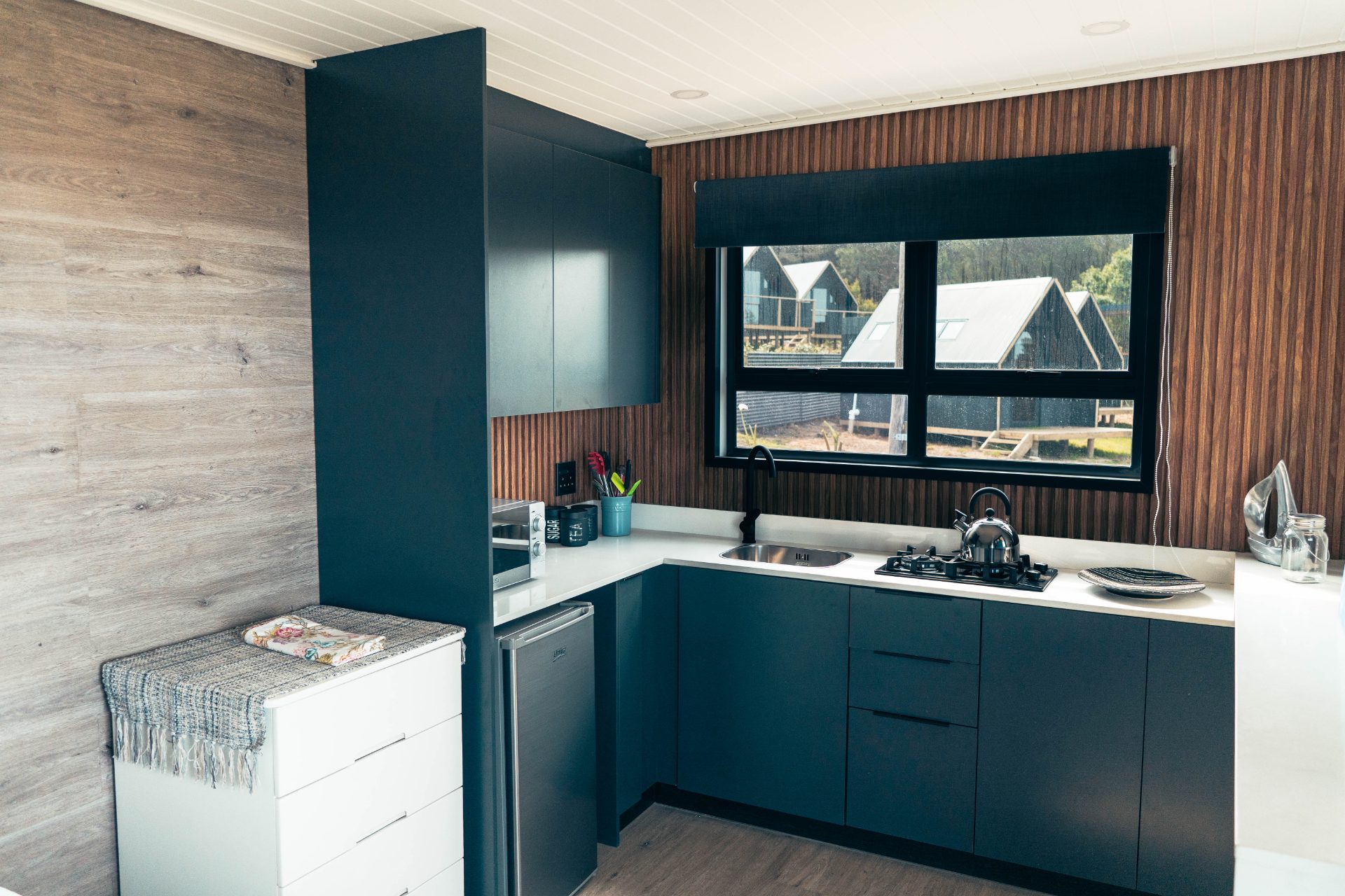 Luxe En-suite Glamping with Kitchen - 1