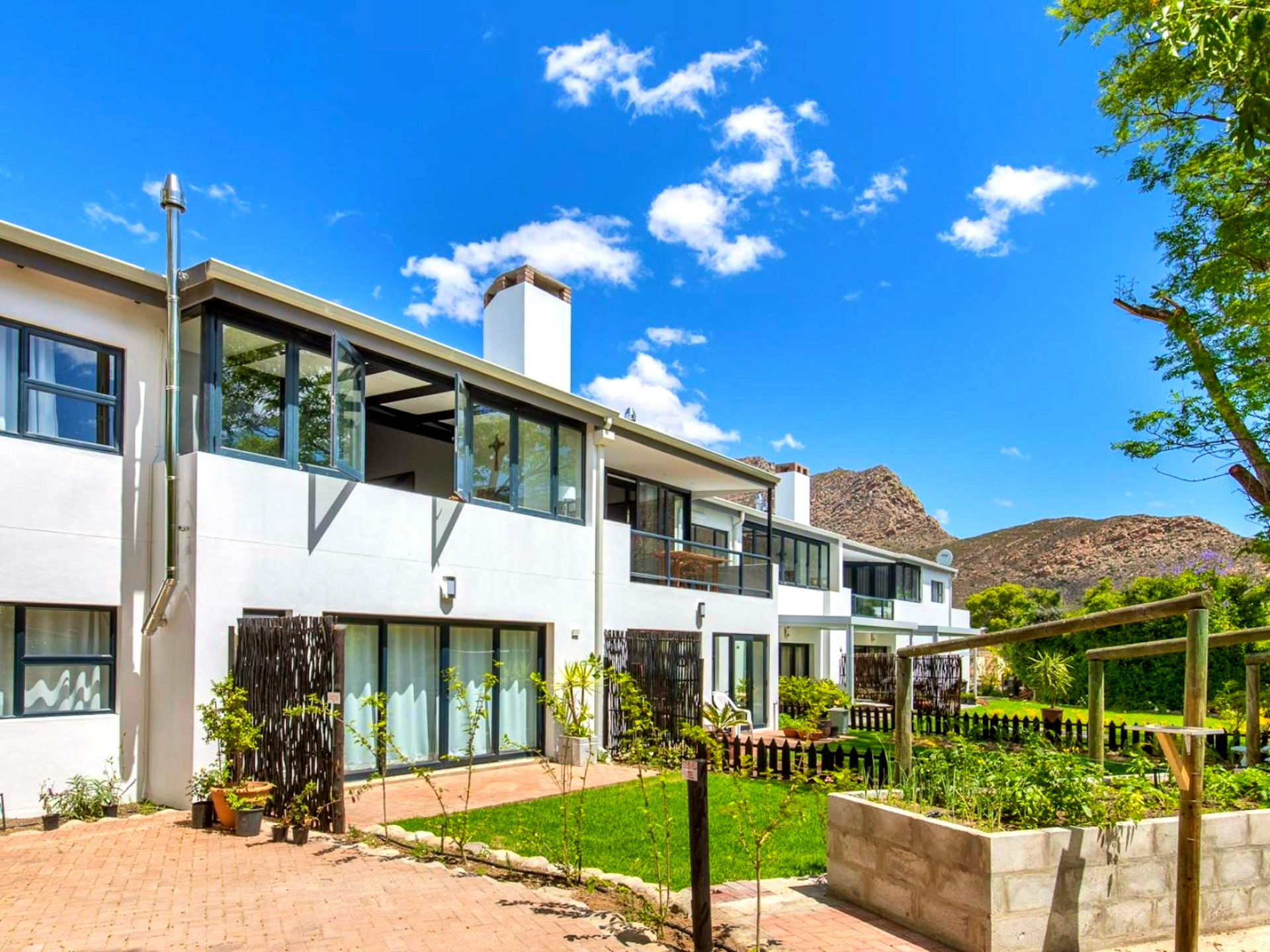 Mimosa Lodge gallery