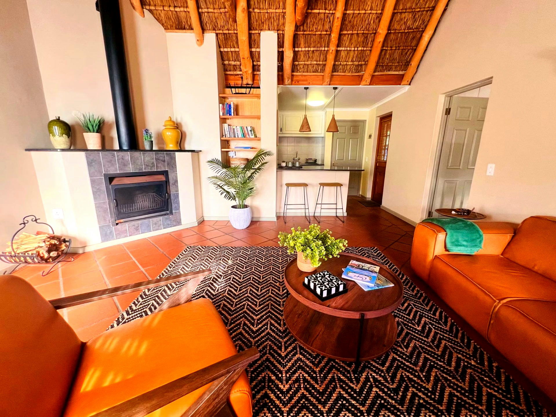 Treetops - Deluxe One Bedroom Apartment - 1