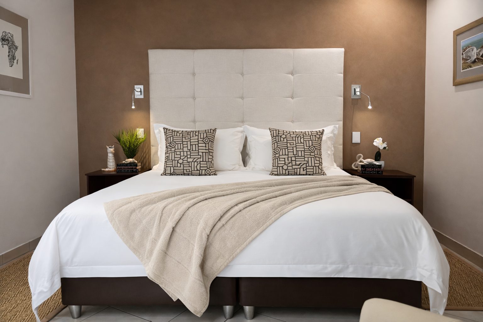 Luxury Twin room with en-suite - 1