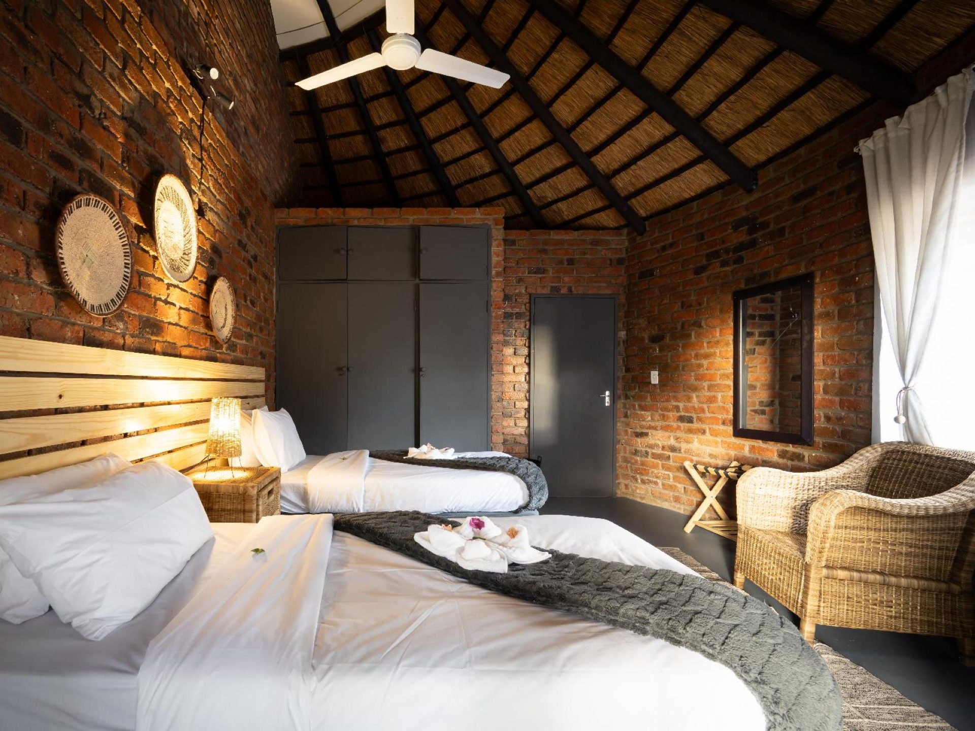Standard Twin Room - 1