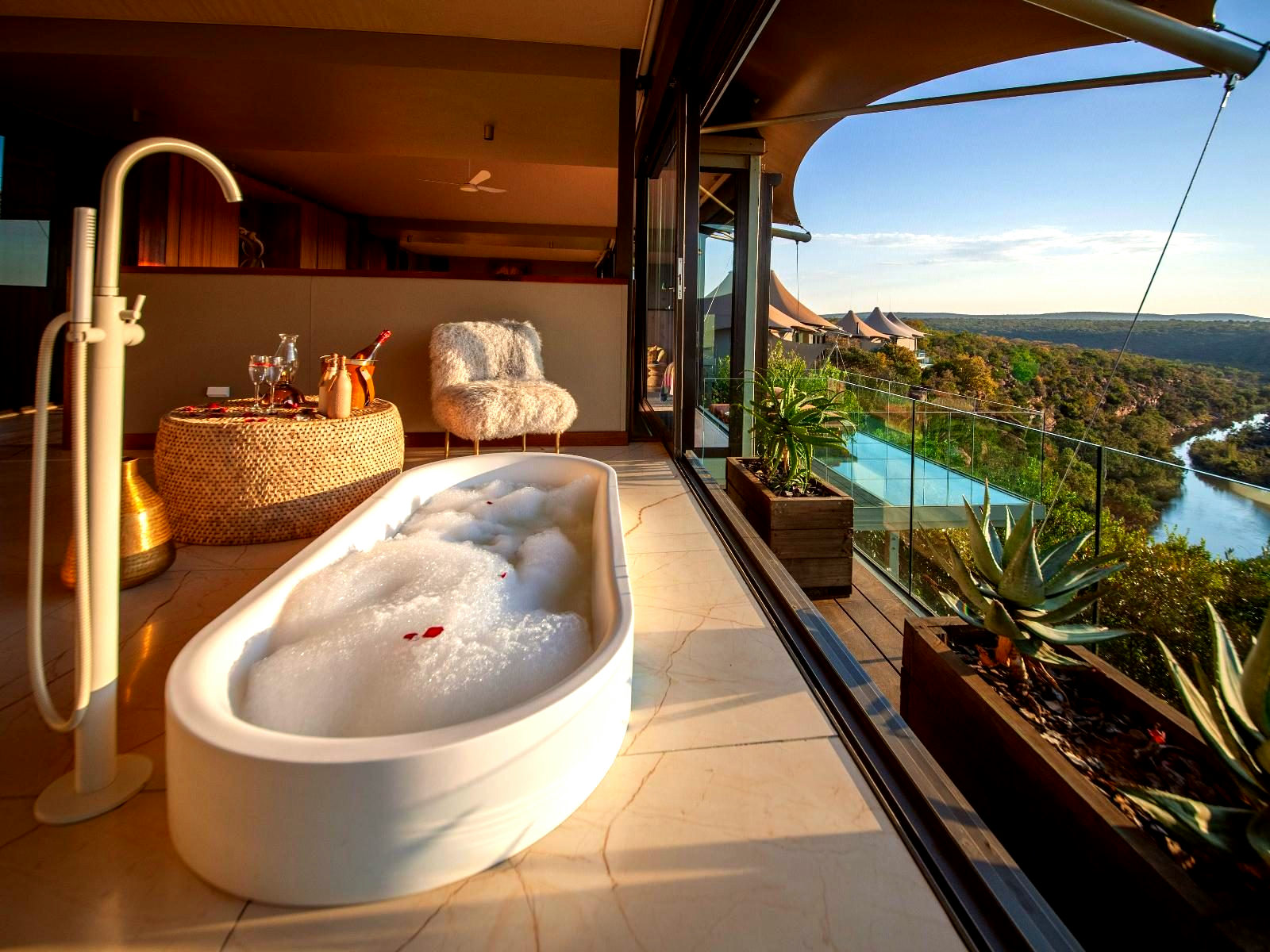 Luxury Villa - Noka Camp - 1