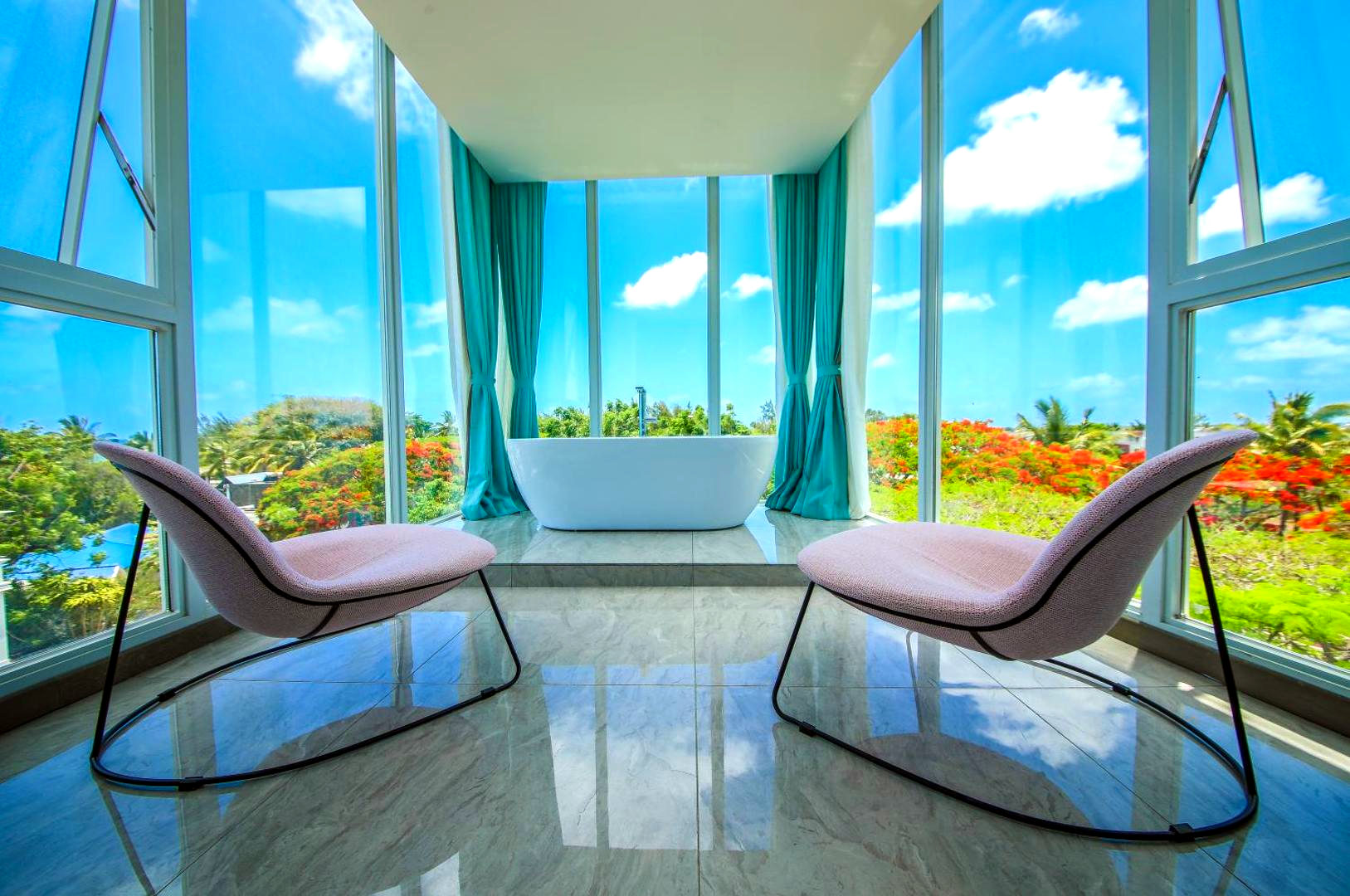 Panoramic Suite - 1