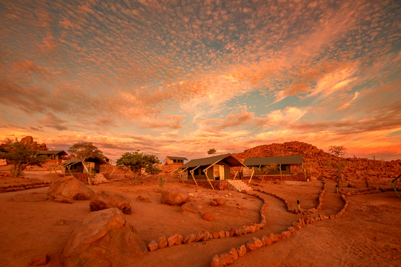 Ondjamba Hills gallery