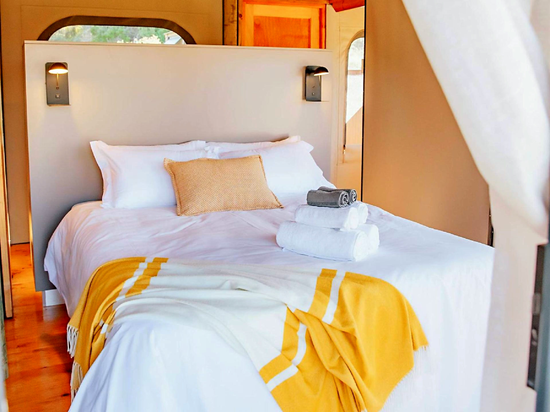 Botterboom-2 bedroom-Glamping Tent - 1