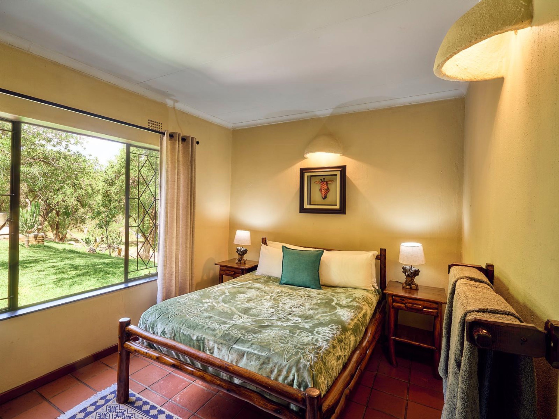 Hippo River View Cottage - 1