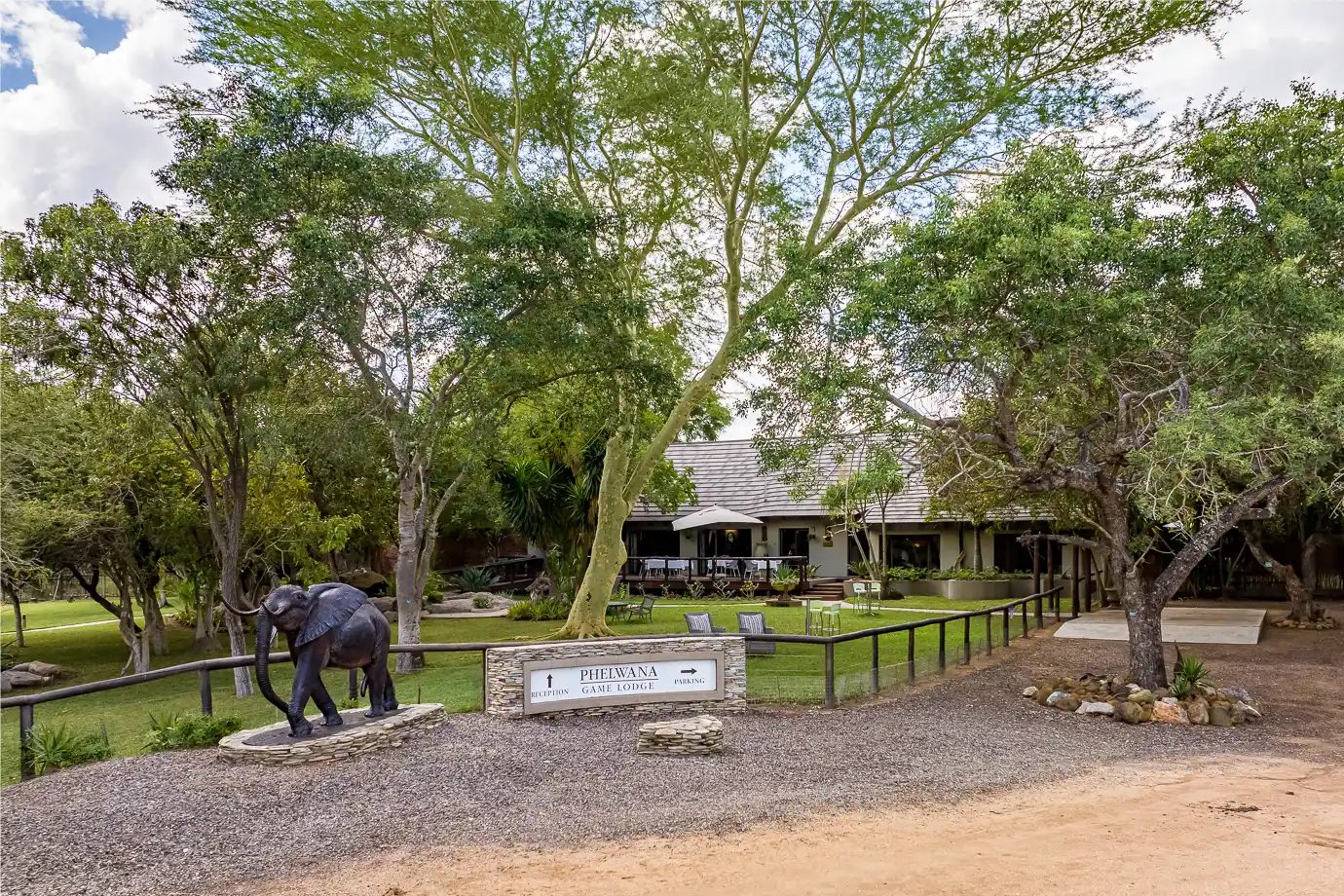 Phelwana Game Lodge