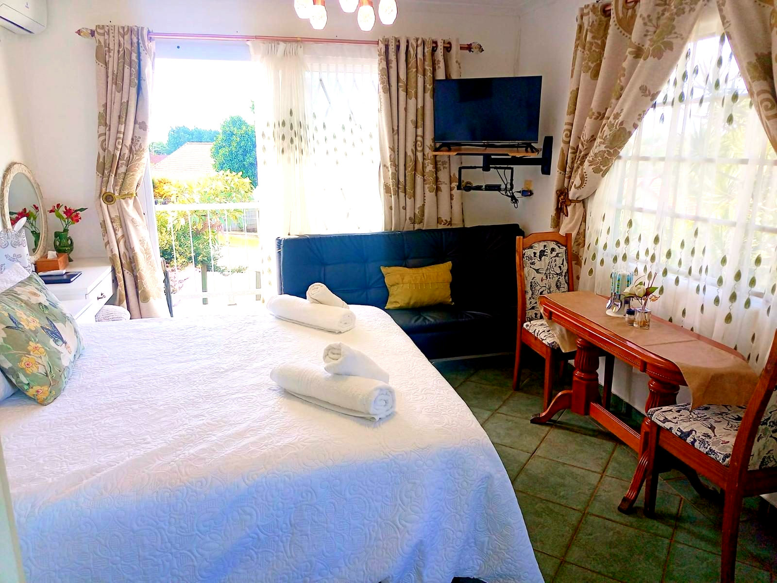 The Executive Suite - 1