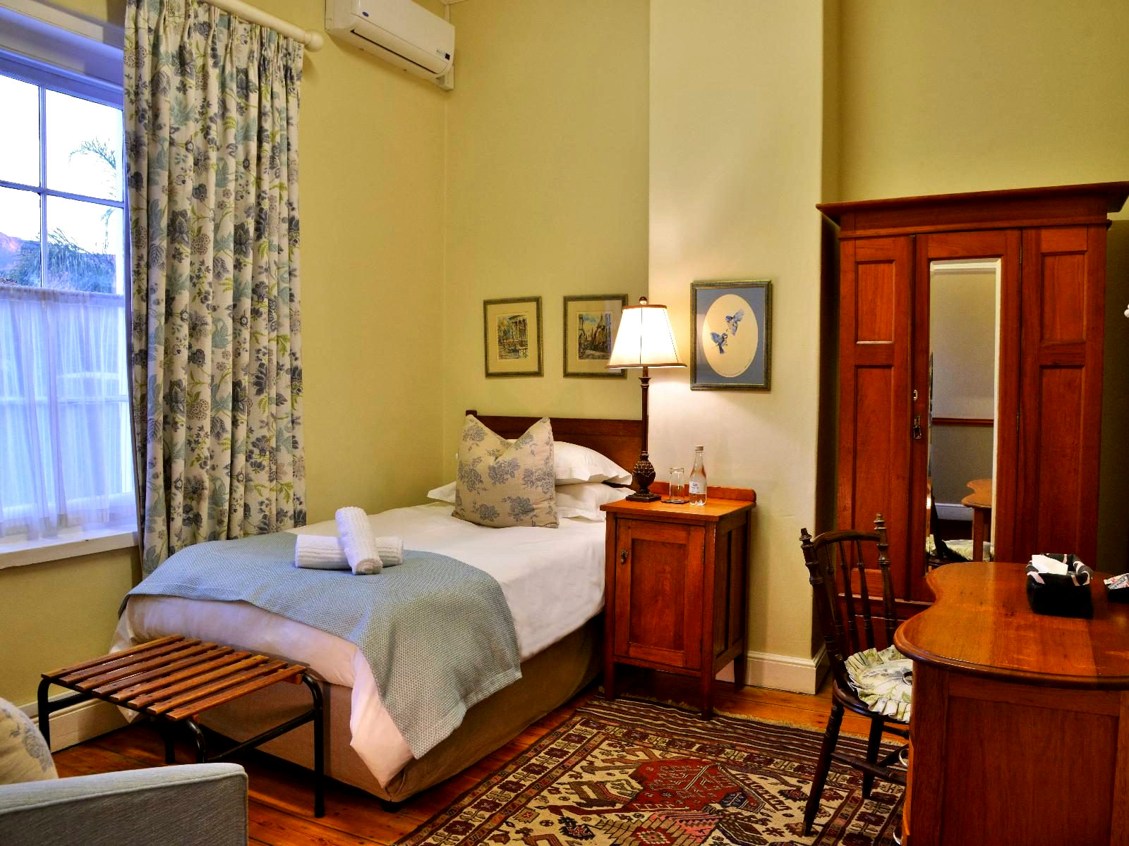 Single Room - 1