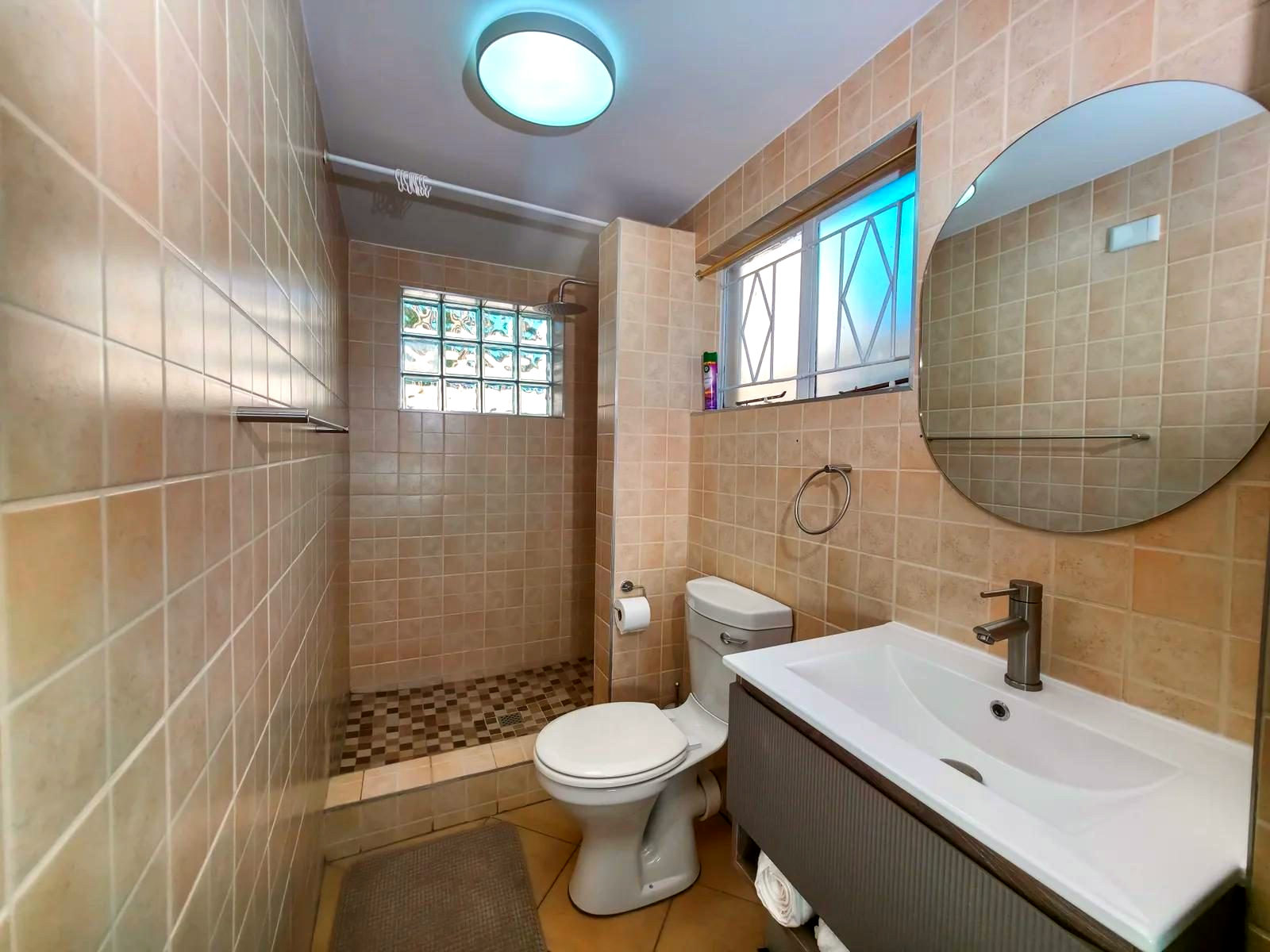 Savannah Suite - 1