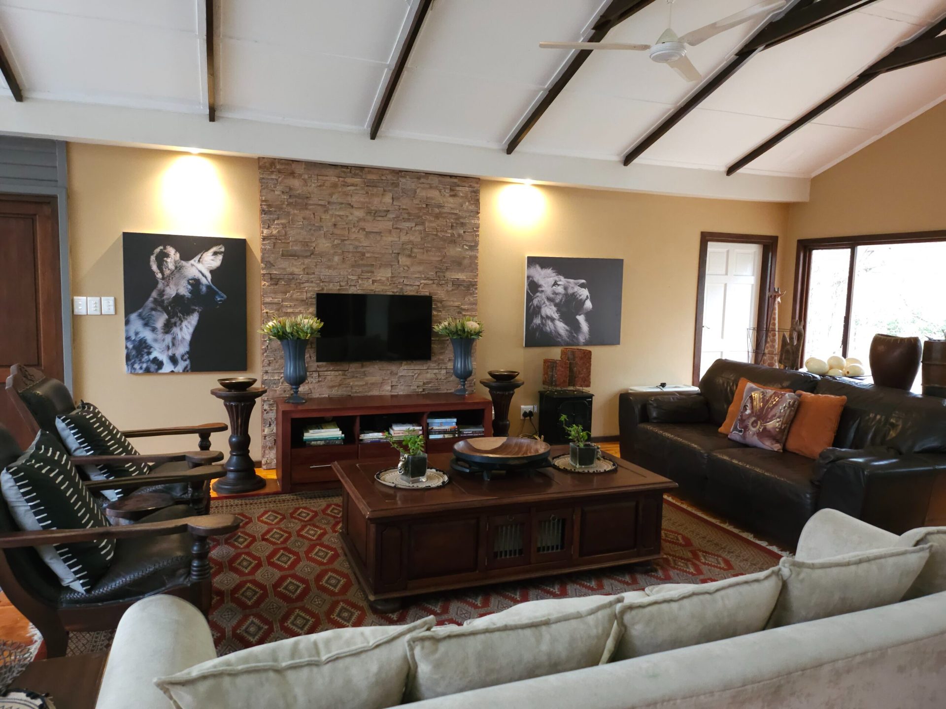 Thornwood Luxurious Bush Lodge gallery
