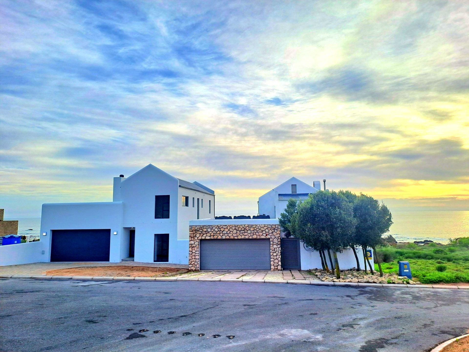 West Coast Beach Villa gallery