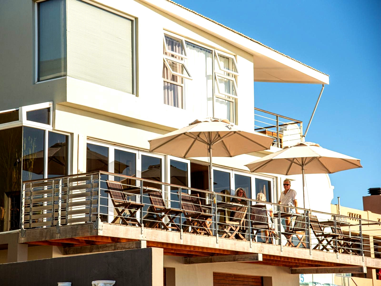 Whalesong Lodge