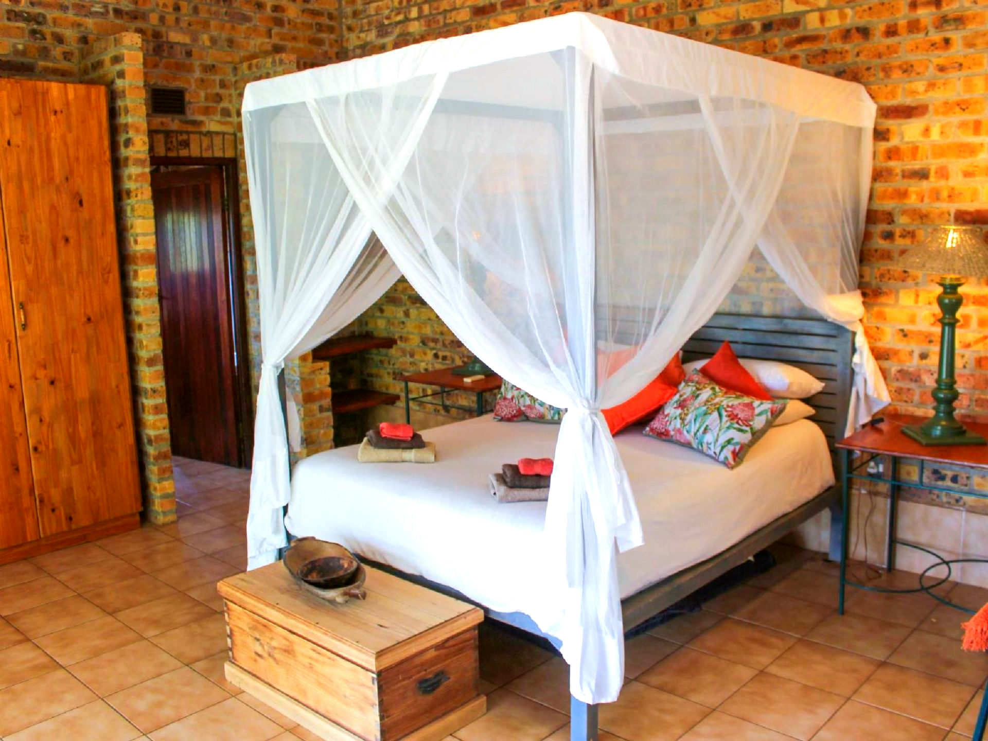 Leadwood Chalet - 1