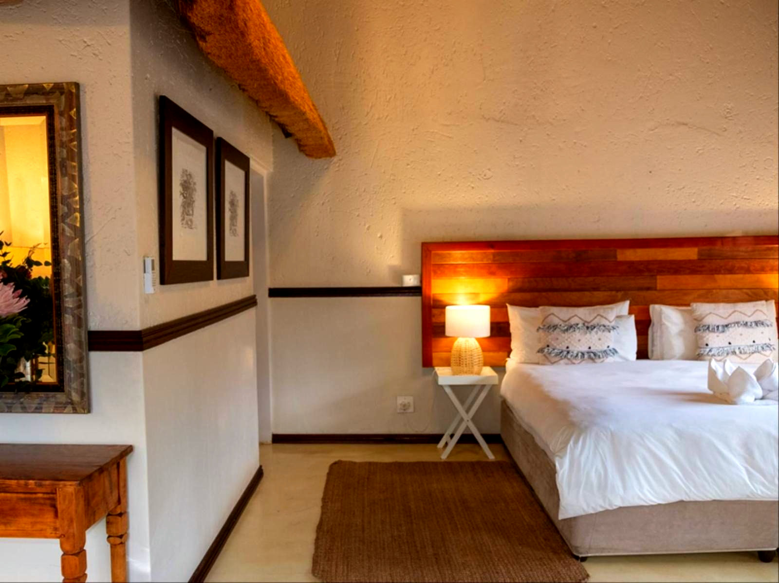 Mountain Lodge Standard Room - 1